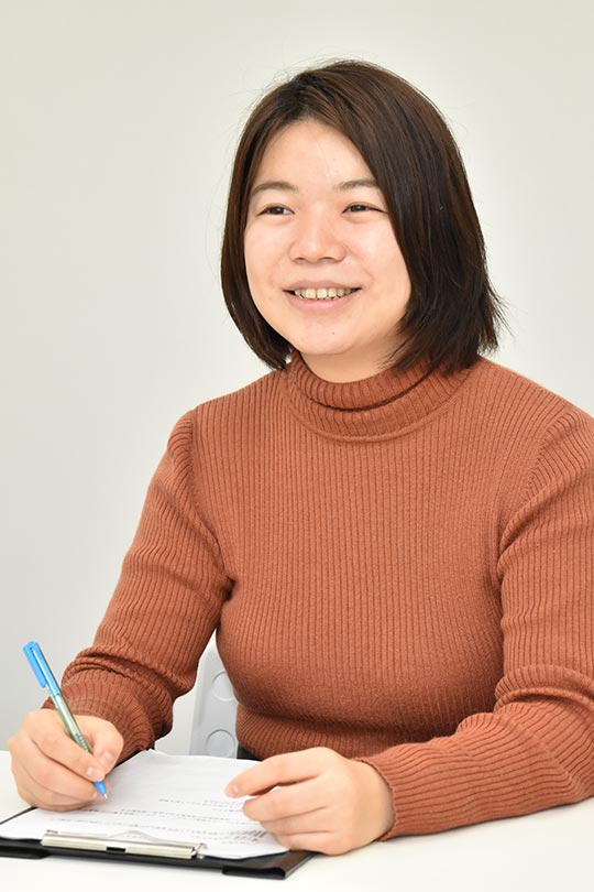 社員